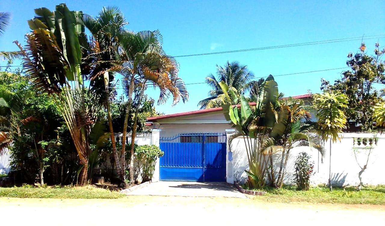 Maison D'Hotes Villa Mont Du Pelerin A Toamasina Madagascar Buitenkant foto